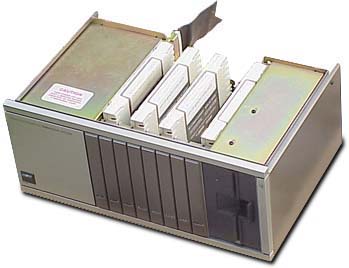Le micro-ordinateur personnel TI(ny)-99/4A